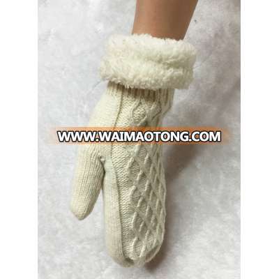 Fashion warm yiwu direct factory hot sold adult crochet acrylic womans winter knitted mitten wholesale gloves with fleece lining